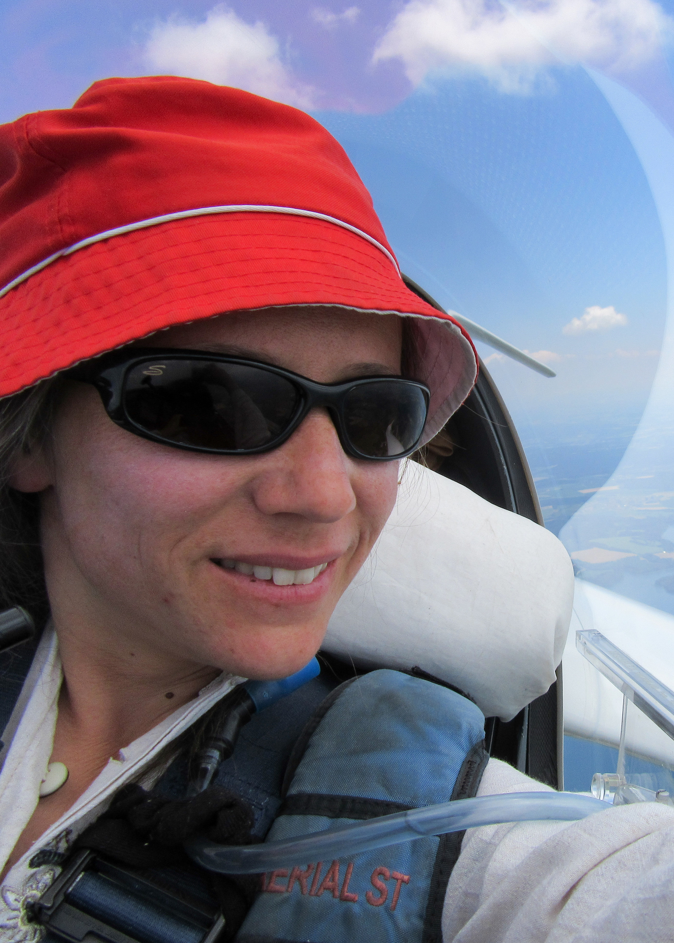 Discus 2a panel cfm1